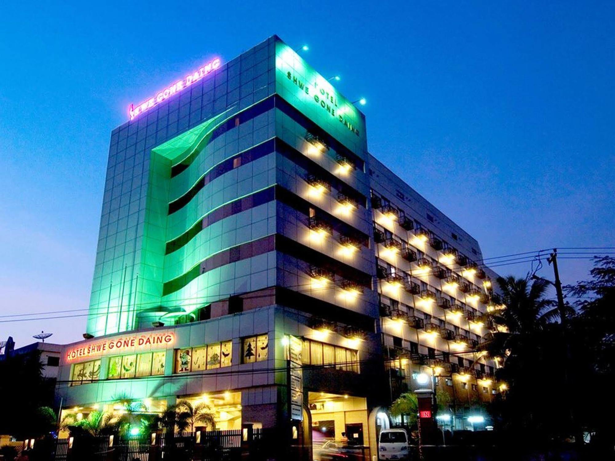 Hotel Shwe Gone Daing, Yangon Extérieur photo