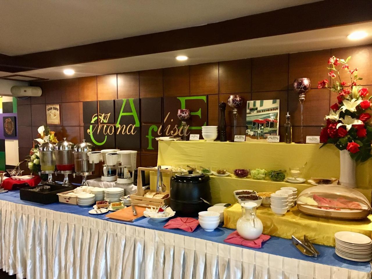 Hotel Shwe Gone Daing, Yangon Extérieur photo