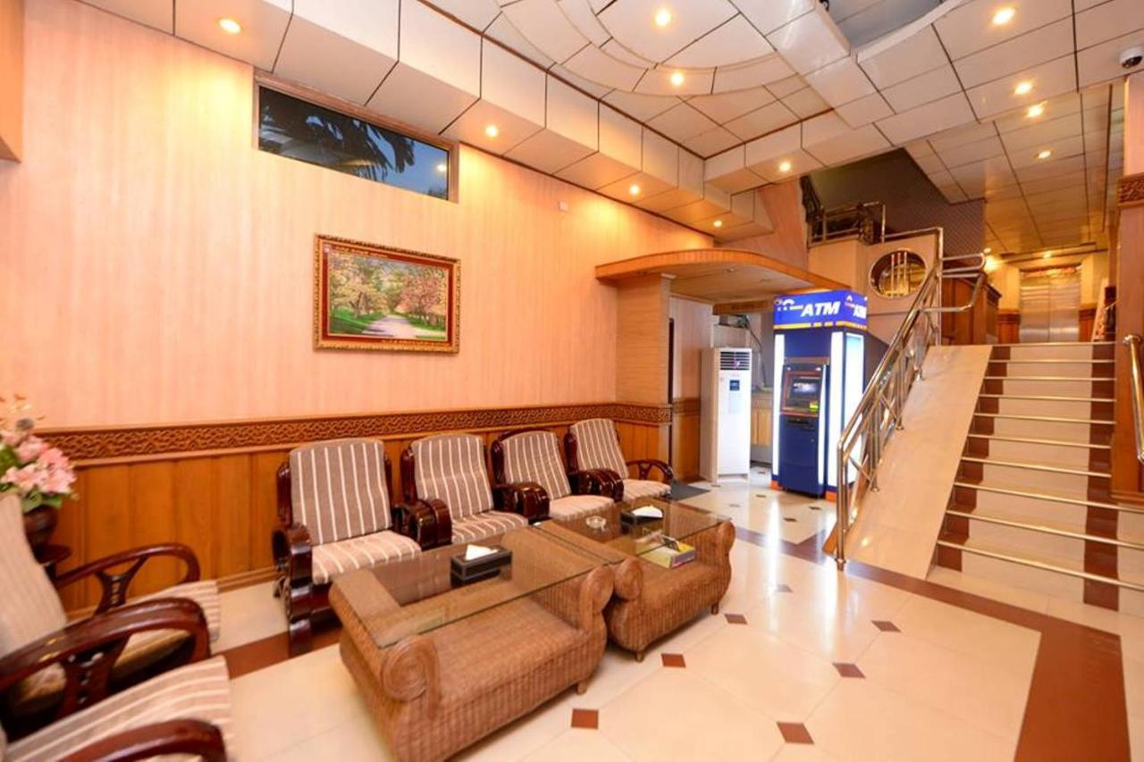 Hotel Shwe Gone Daing, Yangon Extérieur photo
