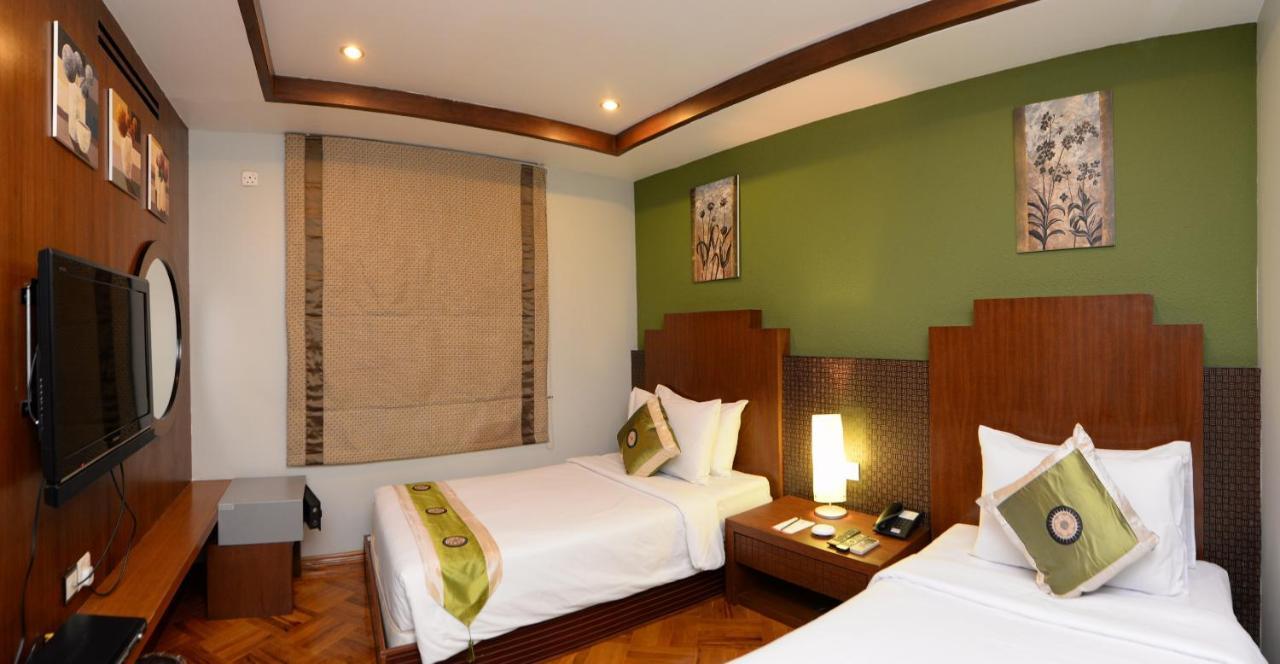 Hotel Shwe Gone Daing, Yangon Extérieur photo